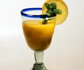 Pfirsich-Kokos-Drink