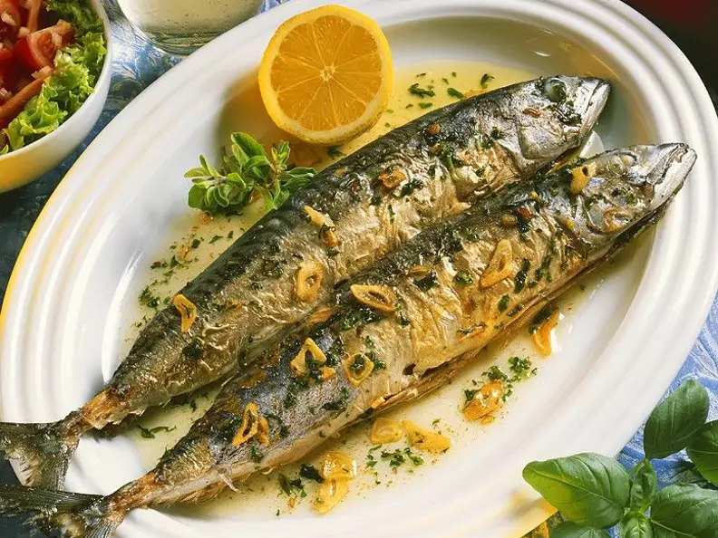 Makrele mit Knoblauch