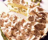 Stachelbeer-Baisertorte