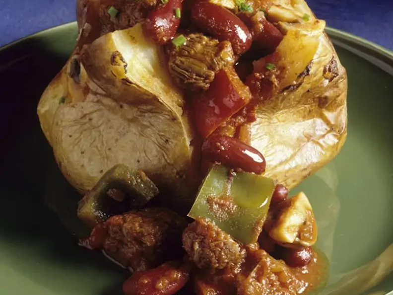 Ofekartoffel mit Lammragout