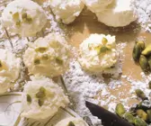 Kokosmakronen mit Pistazien