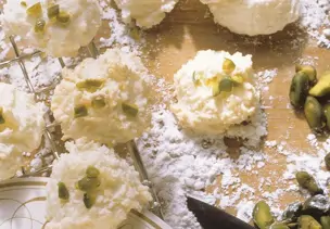 Kokosmakronen mit Pistazien