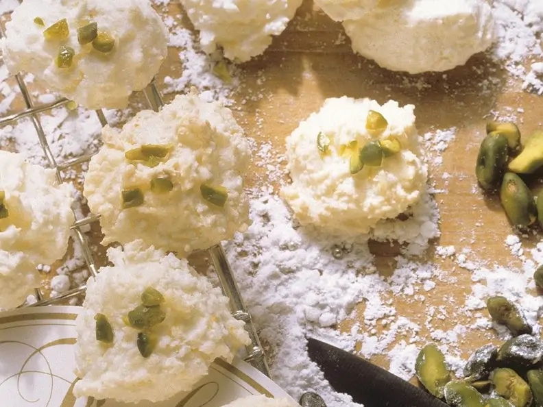 Kokosmakronen mit Pistazien