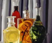 Grappa in verschiedenen Geschmacksrichtungen