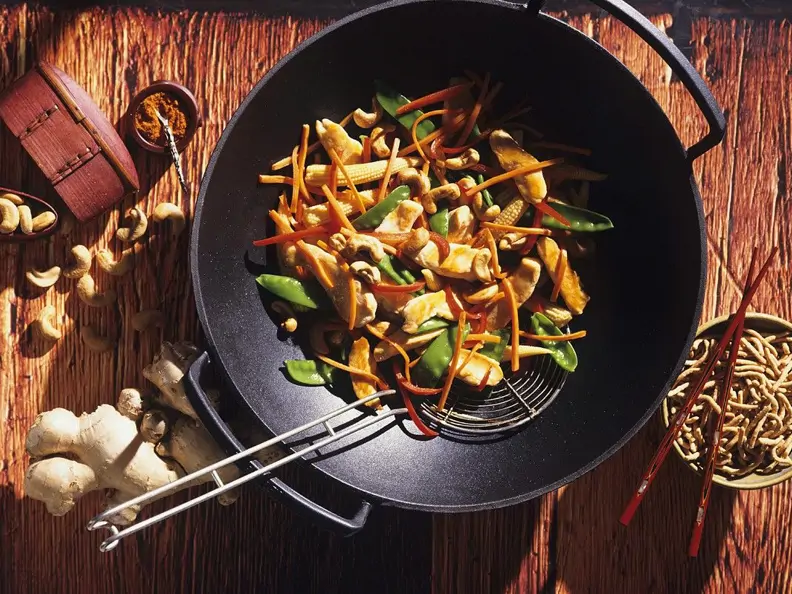 Hähnchen-Gemüse-Wok