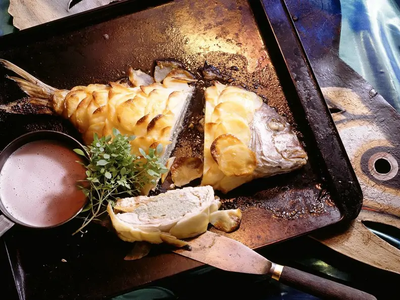 Dorade mit Kartoffelschuppen