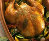 Kräuter-Hähnchen im Tontopf