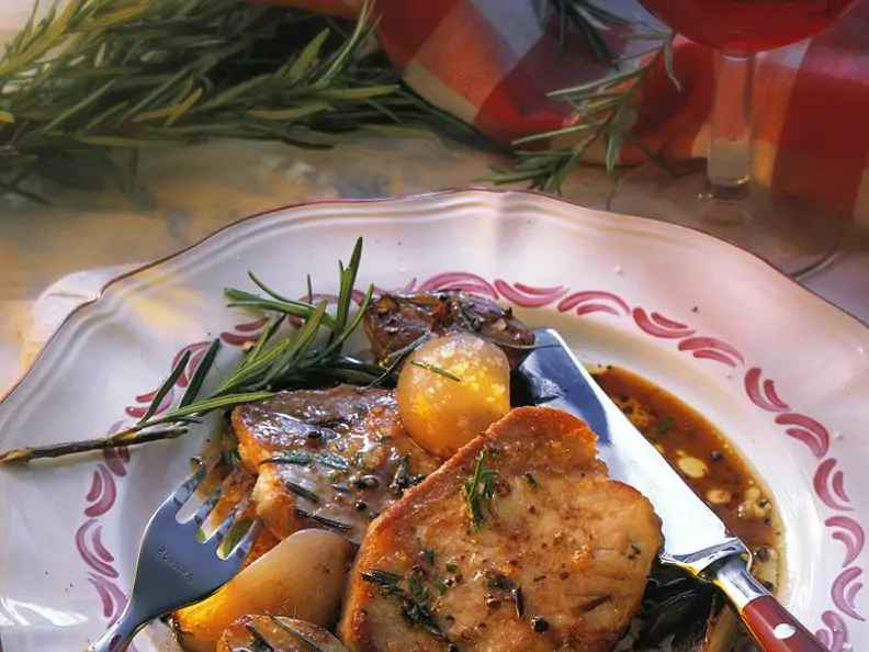 Kalbsschnitzel mit Schalottensauce