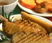 Gegrilltes Obst