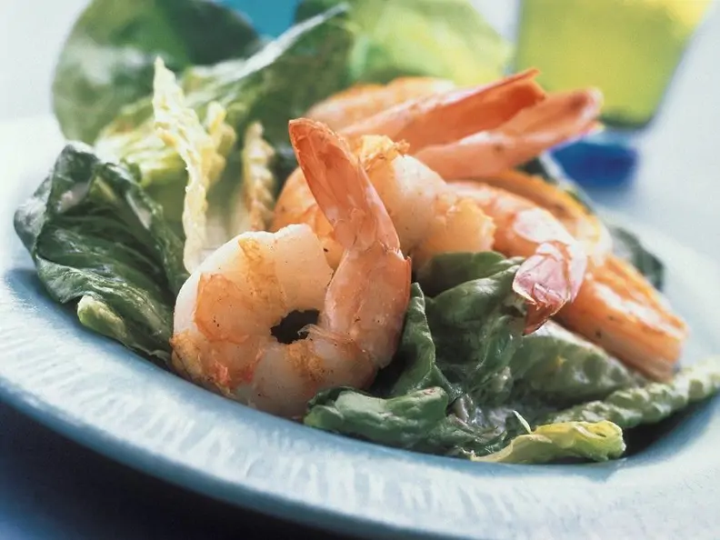 Kopfsalat mit Shrimps