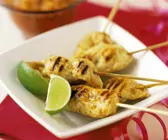 Hähnchensaté mit Limette