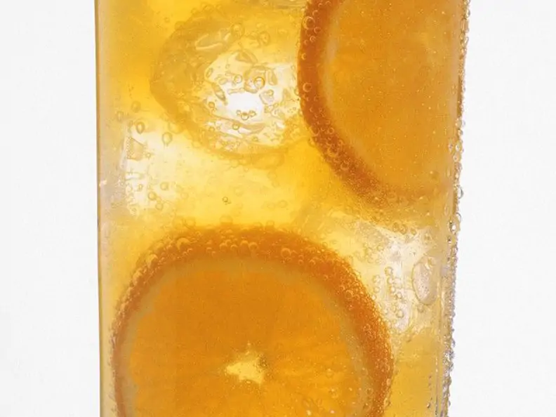 Alkoholfreier Orangendrink