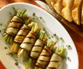 Auberginenrouladen mit Gemüsefüllung