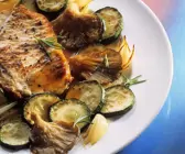 Naturschnitzel mit Zucchini-Pilzgemüse