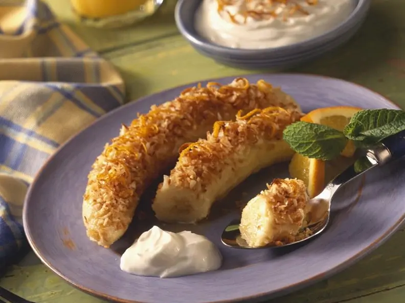 Orangenjoghurtcreme mit Kokos-Bananen