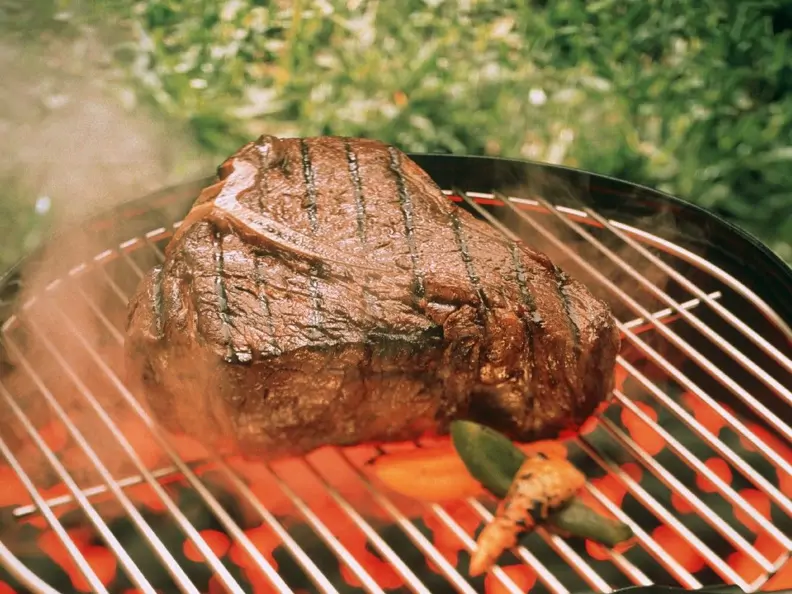 Gegrillte T-Bone Steaks