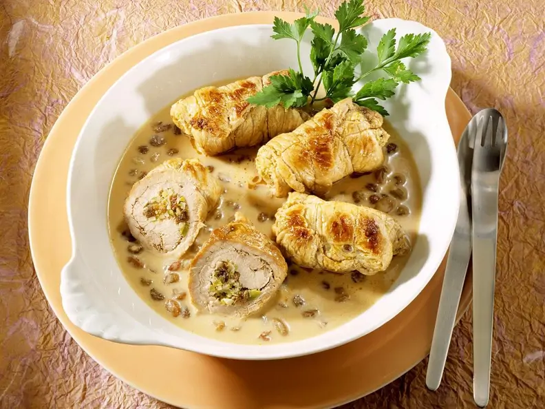 Gefüllte Kalbsröllchen