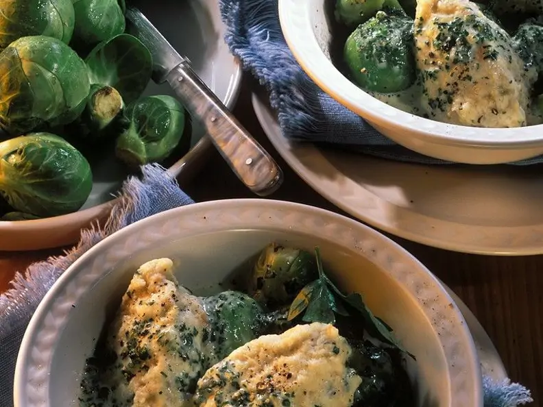 Rosenkohl mit Käseklößchen
