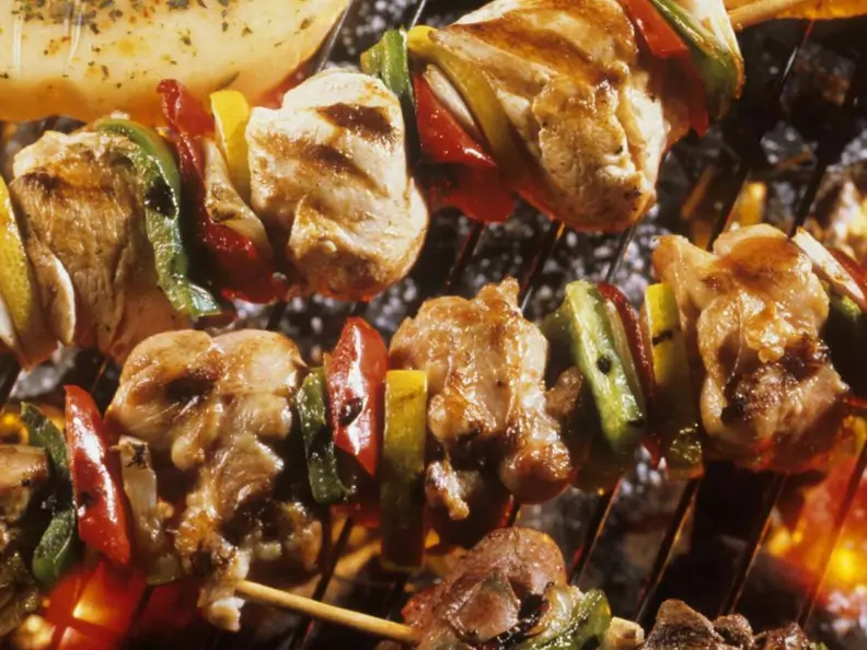 Hähnchenspieße vom Grill