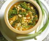 Bohnen-Wirsingsuppe