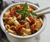 Rigatoni mit Tomatensauce