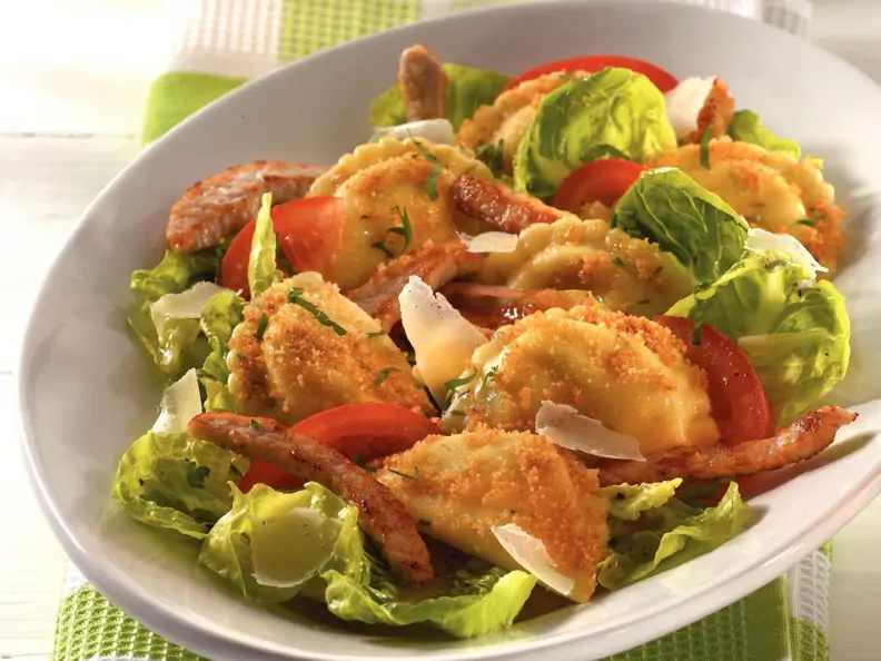 Pfannen Pasta Caesar's Salad