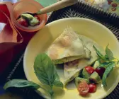 Mozzarella-Pesto-Tortillas