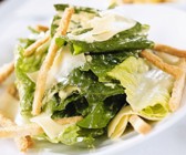 Caesar Salad mit Jarlsberg