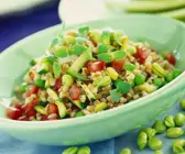 Hülsenfrüchtesalat mit Dinkel und Gemüse