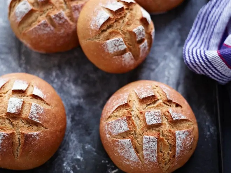 Dinkelbrötchen