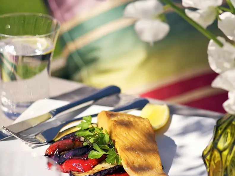 Lachs mit Gemüse