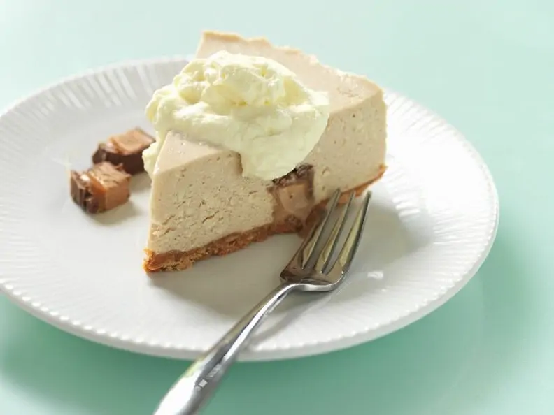 Käsekuchen mit Keksboden