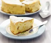 Veganer Käsekuchen mit Rosinen