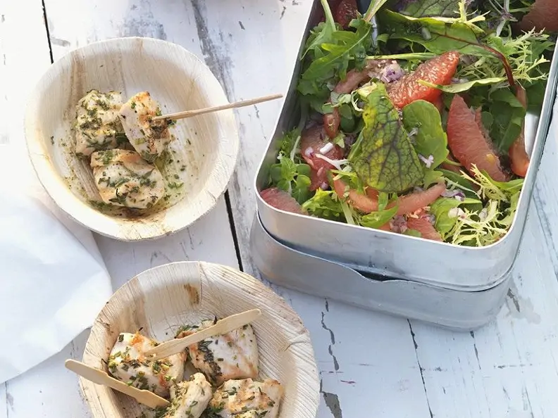 Tomatensalat mit Grapefruit und Pute