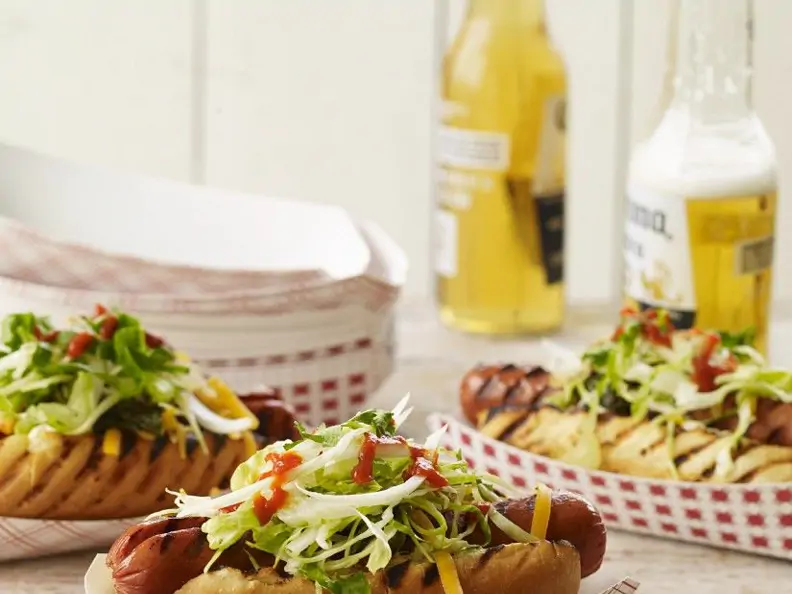 Hot Dogs vom Grill