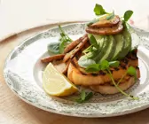 Röstbrot mit Kalahari-Trüffel und Avocado