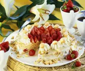 Erdbeer-Nuss-Torte