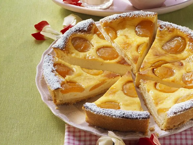 Quarktarte mit Aprikosen