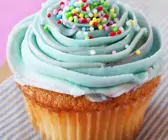 Blau glasierter Cupcake