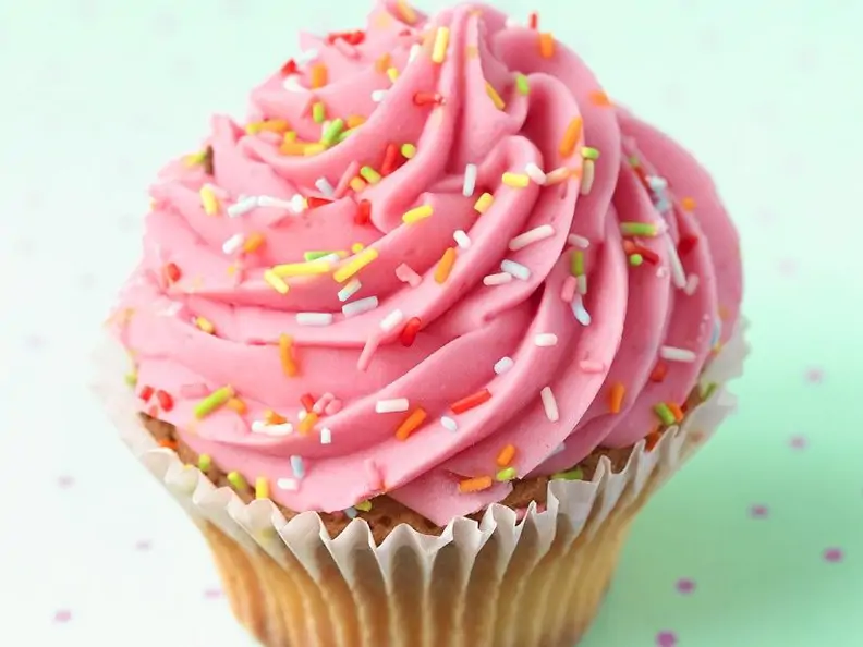 Cupcake mit rosa Creme