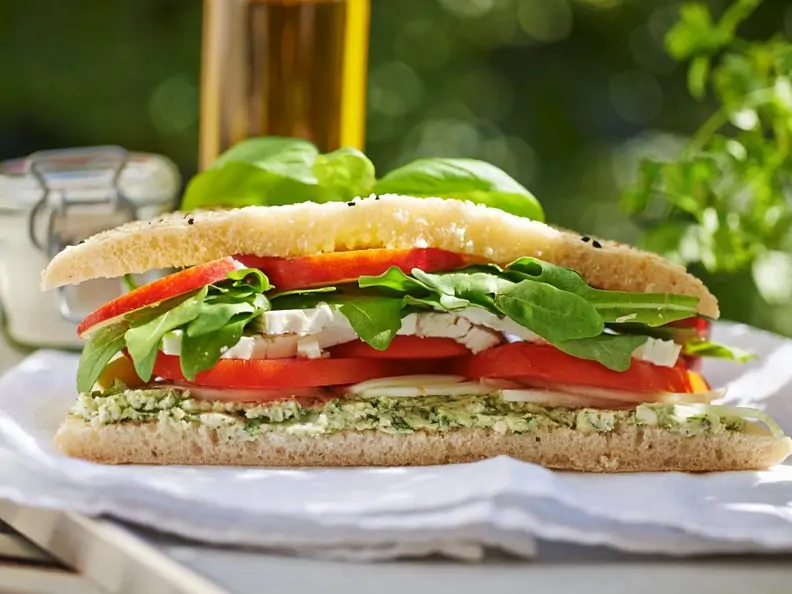 Schafskäse-Sandwich