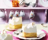 Limetten-Kokosschnitten
