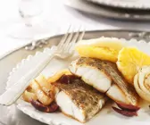 Gebratener Fisch mit Fenchel