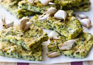 Polenta-Spinatküchlein