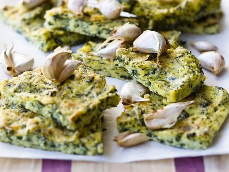 Polenta-Spinatküchlein