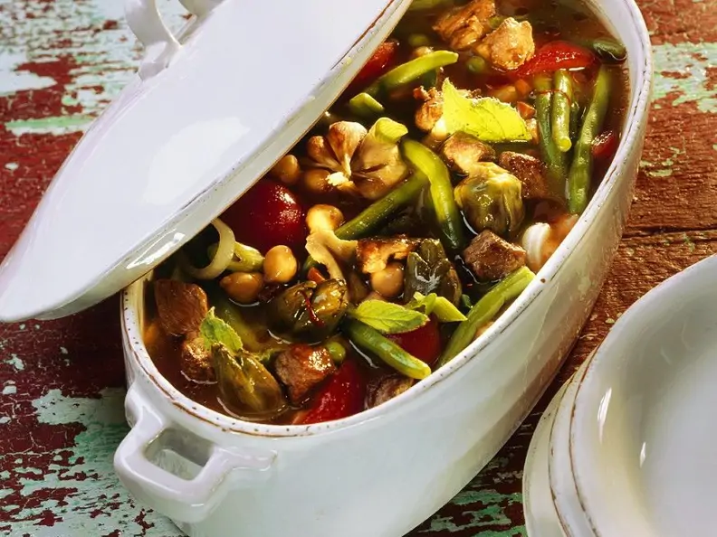 Lammragout mit Gemüse