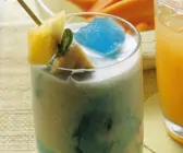 Fruchtcocktail mit Wodka