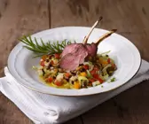 Gemüseeintopf mit Rehkoteletts