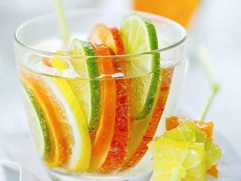 Zitronenlimonade