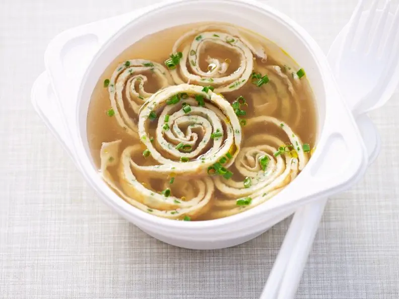 Pfannkuchensuppe